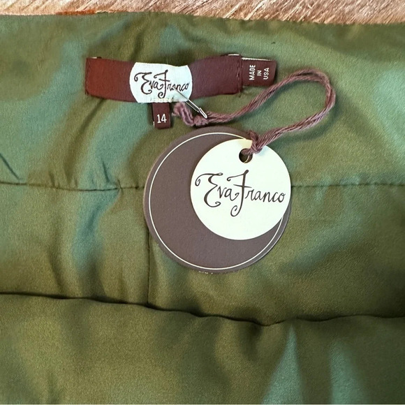 Eva Franco Skirt in Size 14 - NWT - Picture 5 of 6